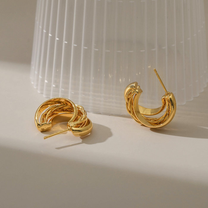 Brincos geométricos banhados a cobre 18K em ouro real da moda atacado brincos retrô torcidos trançados em forma de C