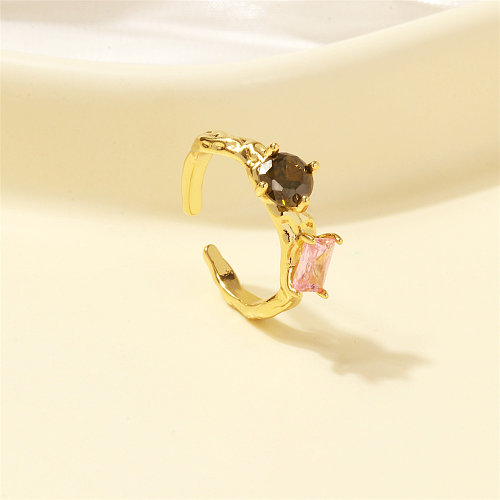 Übertriebener, glänzender, unregelmäßiger, mit Zirkon 18 Karat vergoldeter offener Ring mit Kupferbeschichtung