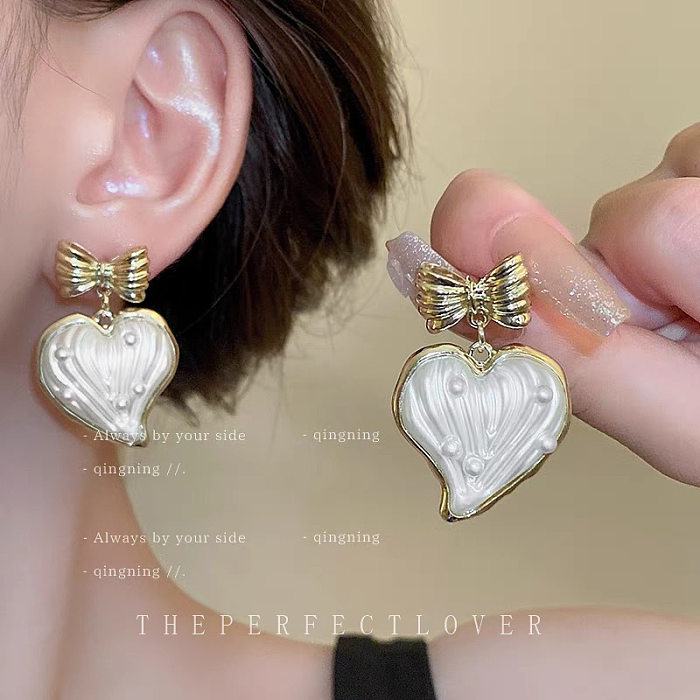 1 Pair Retro Heart Shape Plating Inlay Copper Artificial Pearls Drop Earrings