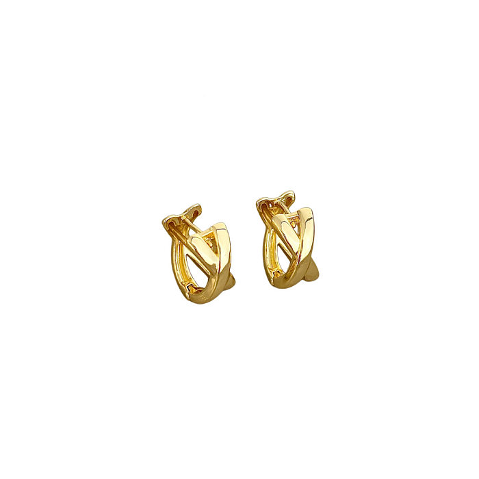 1 paire de boucles d'oreilles en cuivre plaqué or avec lettres de base