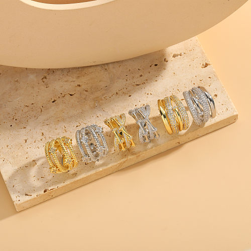 IG Style Star Kupfer Asymmetrische Beschichtung Inlay Zirkon 14K vergoldete offene Ringe