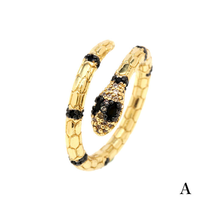 1 Stück modischer offener Ring mit Schlangen-Kupfer-Inlay und Strasssteinen