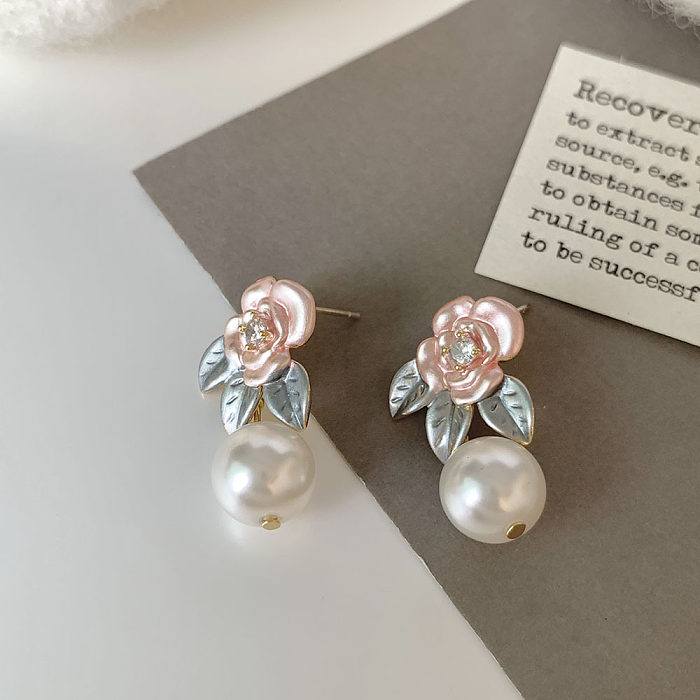 1 paire de boucles d'oreilles pendantes plaquées or 14 carats, fleur douce, incrustation d'imitation de perle en cuivre et Zircon