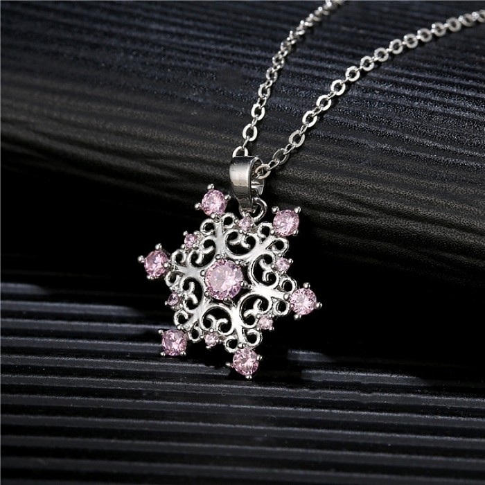 Simple Style Snowflake Copper Zircon Necklace Pendant In Bulk