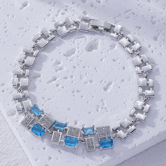 Luxueux Style Simple géométrique carré chaîne en cuivre évider incrustation Zircon Bracelets