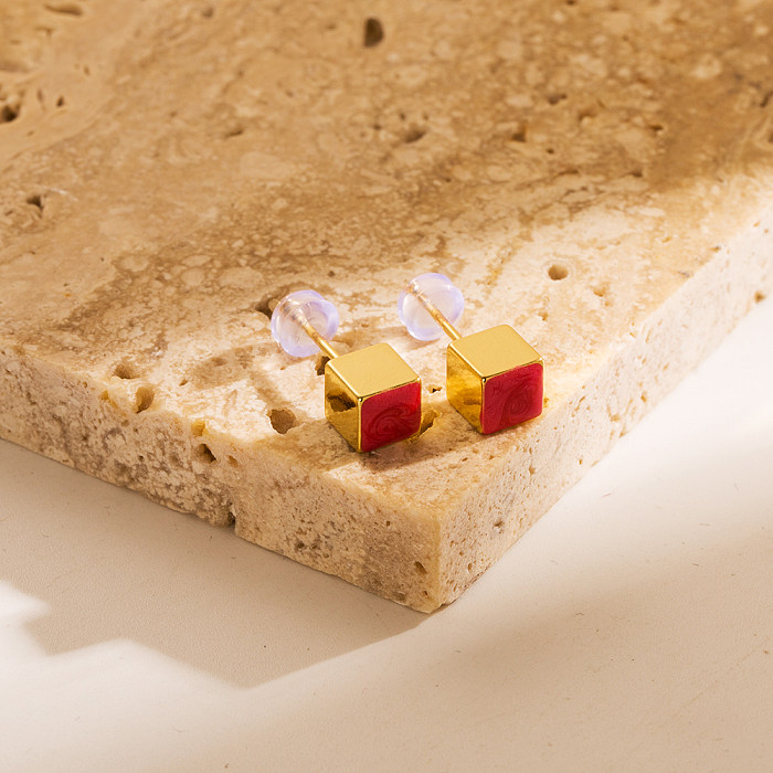 زوج واحد من أقراط الأذن المربعة المصنوعة من النحاس المطلي بالذهب عيار 1 قيراط طراز INS