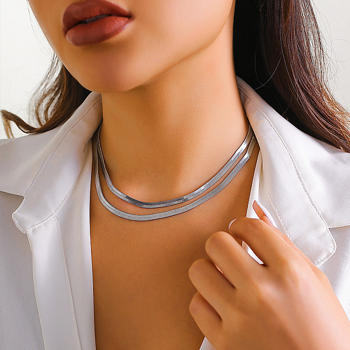 Lässige, schlichte, einfarbige, unregelmäßige Halskette aus Kupfer