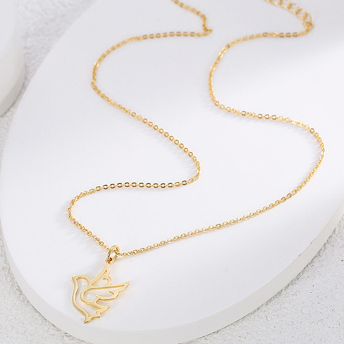 Simple Style Bird Copper Plating Hollow Out 18K Gold Plated Pendant Necklace