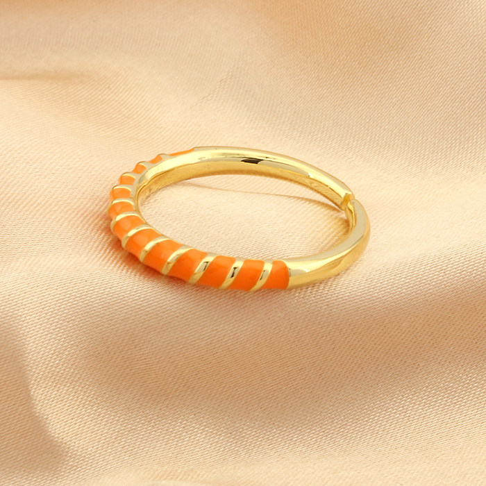 Esmalte simples doce do cobre da torção do estilo que chapeia anéis abertos banhados a ouro 18K