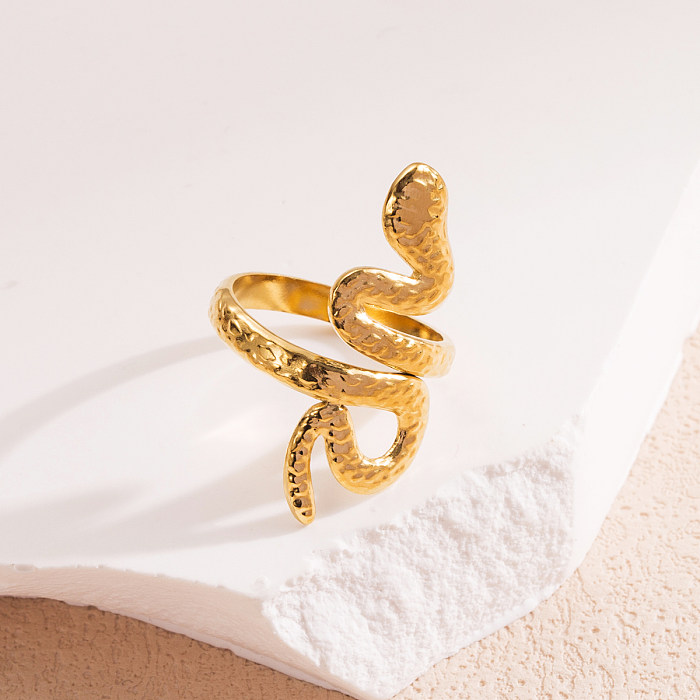 Wholesale Elegant Streetwear Leaves Heart Shape Snake Stainless Steel Titanium Steel Plating 18K Gold Plated Open Rings