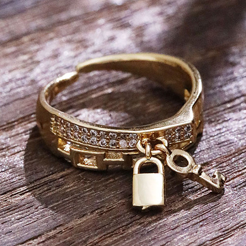 Lady Streetwear Key Lock Copper Inlay Zircon Charm Rings