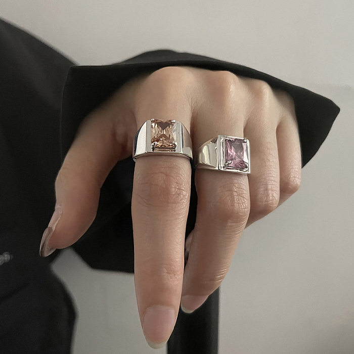 Anillos abiertos de circón con incrustaciones de cobre cuadrados de estilo moderno