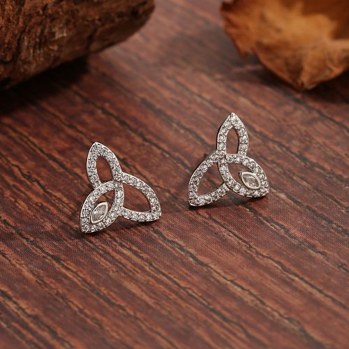 1 Pair Simple Style Shamrock Plating Inlay Copper Zircon White Gold Plated Ear Studs