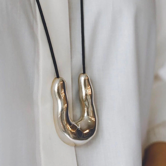 Simple Style U Shape Brass Plating Necklace