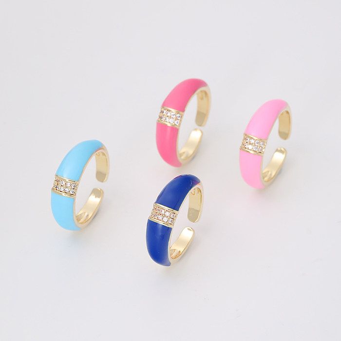 Elegante Damen-Ringe mit geometrischem Kupfer-Inlay und Strasssteinen