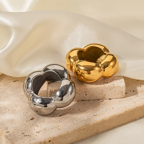 Anéis banhados a ouro 18K com flor de estilo clássico em aço inoxidável