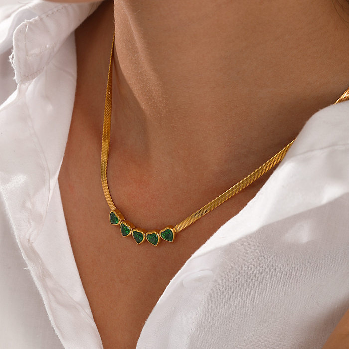 Modische herzförmige Halskette aus Edelstahl mit Strasssteinen