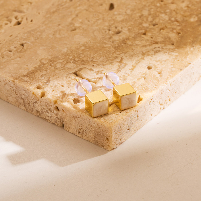 زوج واحد من أقراط الأذن المربعة المصنوعة من النحاس المطلي بالذهب عيار 1 قيراط طراز INS