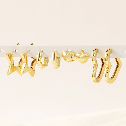 1 Paar romantische, schlichte Pentagramm-Ohrringe mit geometrischer Herzform aus Kupfer mit 18-Karat-Vergoldung