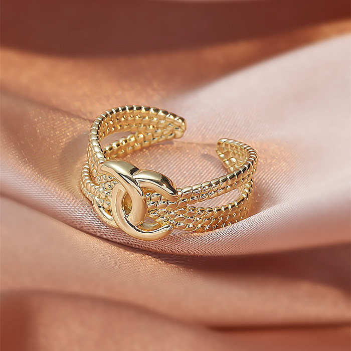Anel aberto de cobre de zircão embutido feminino em forma de V da moda