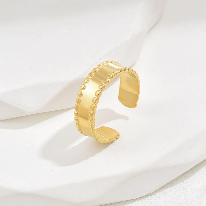 Eleganter, romantischer, schlichter, herzförmiger, offener Ring aus Edelstahl mit 18-Karat-Vergoldung