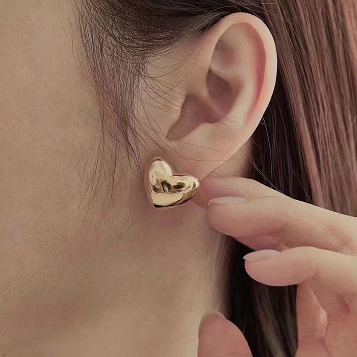 1 Pair Simple Style Heart Shape Plating Copper Ear Studs