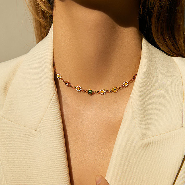 Lässige, schlichte Halskette mit Augenblume, Kupfer-Emaille-Beschichtung und 18-Karat-Vergoldung