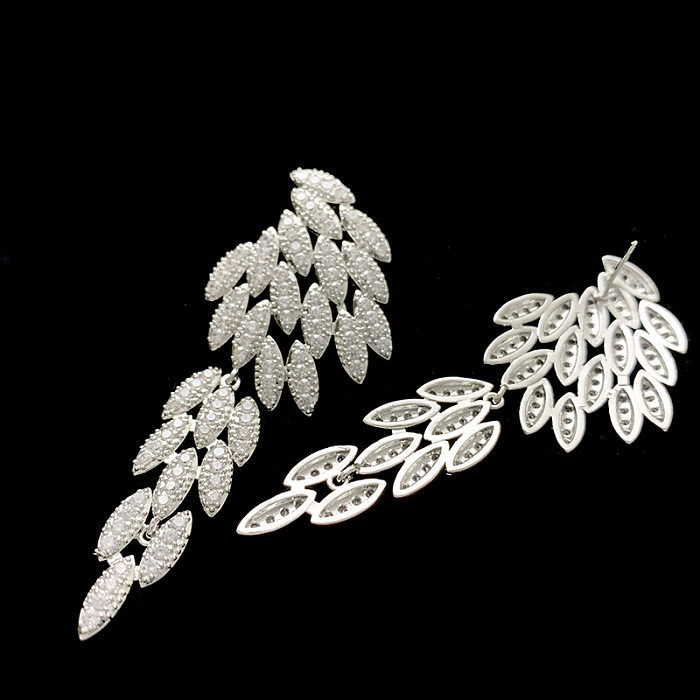 1 Pair Vintage Style Solid Color Feather Inlay Copper Zircon Drop Earrings
