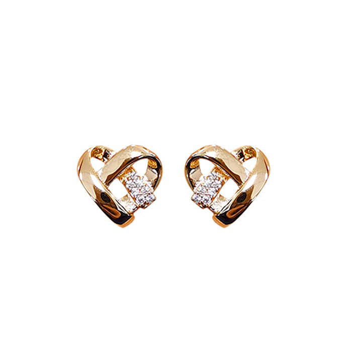1 par de clipes de orelha banhados a ouro, estilo simples, formato de coração, revestimento de cobre, zircônia