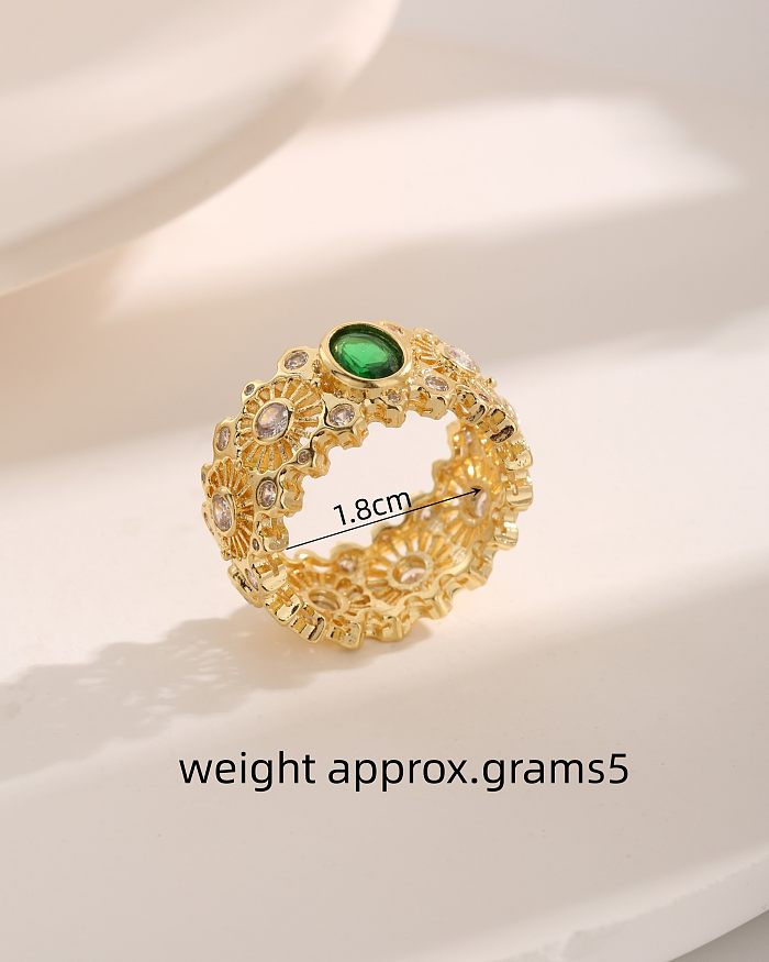 Luxuriöse Ringe im Vintage-Stil im klassischen Stil mit Blumenverkupferung und ausgehöhltem Zirkon-Inlay, 18 Karat vergoldet