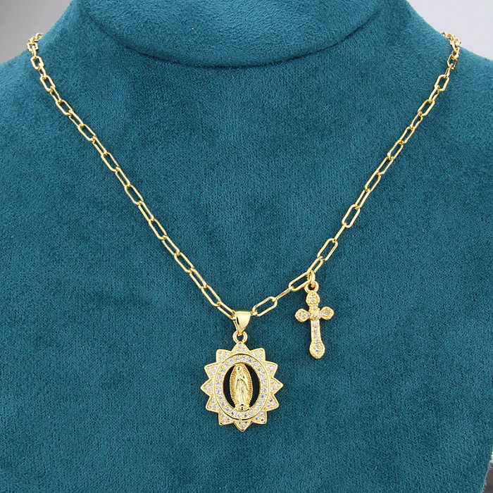 Collar Virgen Ovalada con Incrustaciones de Circonio y Baño de Oro