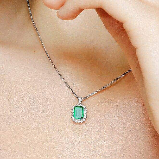 Collier avec pendentif en Zircon et incrustation de cuivre carré pour femme, élégant et classique