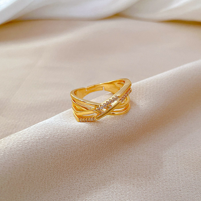 Estilo simples estilo clássico cruz titânio chapeamento de aço incrustação de pedras preciosas artificiais anéis abertos banhados a ouro