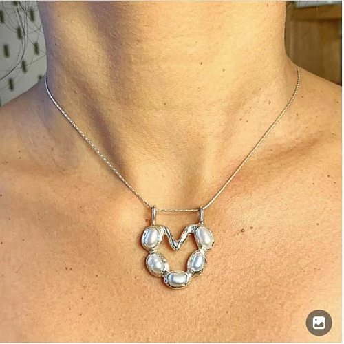 Collier avec pendentif en forme de cœur et de perles pour femmes, Design japonais et coréen, Simple, gracieux, assorti à tout, chaîne de clavicule froide de haute qualité