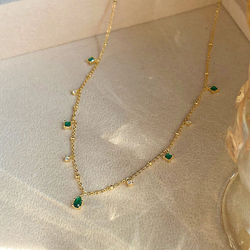 Vintage Smaragd Spaced Bead Dünne Halskette