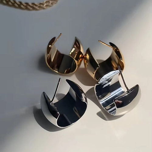 1 Paar schlichte C-förmige Kupfer-Ohrringe mit 18-Karat-Vergoldung