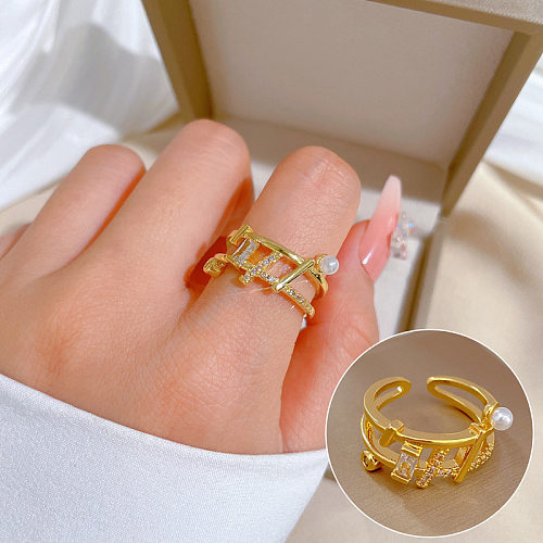 Modischer offener Ring mit einfarbiger Messingbeschichtung und Inlay aus Perle und Zirkon, 1 Stück