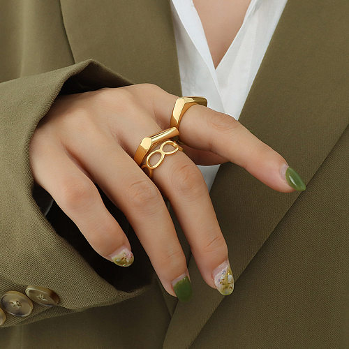 Europäischer und amerikanischer geometrischer eckiger Design-Mode-Stapelring aus 18 Karat echtem Gold aus Titanstahl