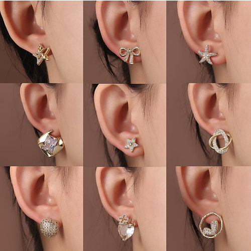 1 paire de clous d'oreilles élégants en forme d'étoile et de cœur, incrustation de placage de papillon en cuivre et diamant artificiel