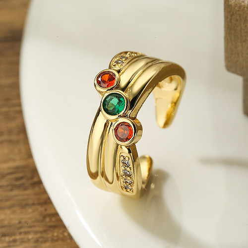 El estilo simple viaja alrededor de los anillos abiertos chapados en oro del Zircon 18K del embutido de cobre redondo