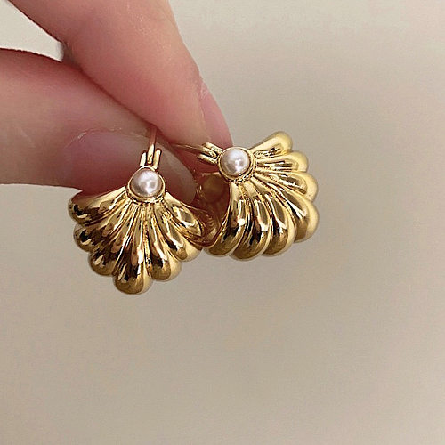 1 par de pendientes de cobre con revestimiento de perlas geométricas de estilo moderno