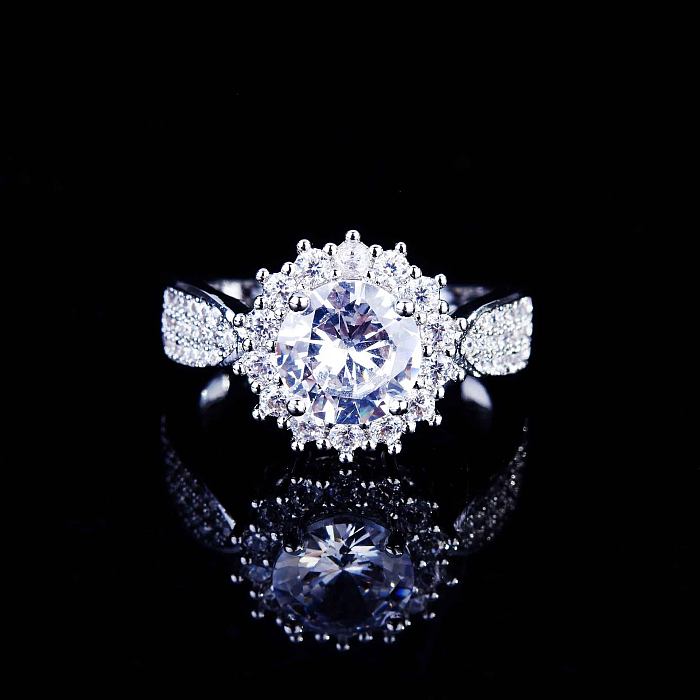 Exquisito anillo de circón con microincrustaciones de Gypsophila, accesorios de anillo de boda de moda