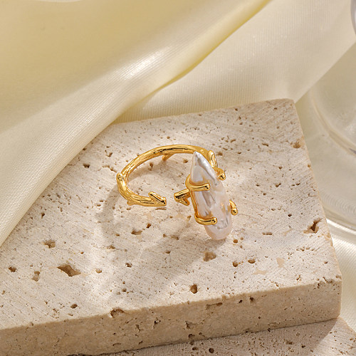Offene Ringe im Retro-Barock-Stil mit geometrischer Kupferbeschichtung, Intarsienperle und 18 Karat vergoldet