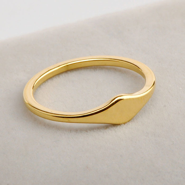 Anéis banhados a ouro 18K de aço de titânio geométrico de estilo simples por atacado