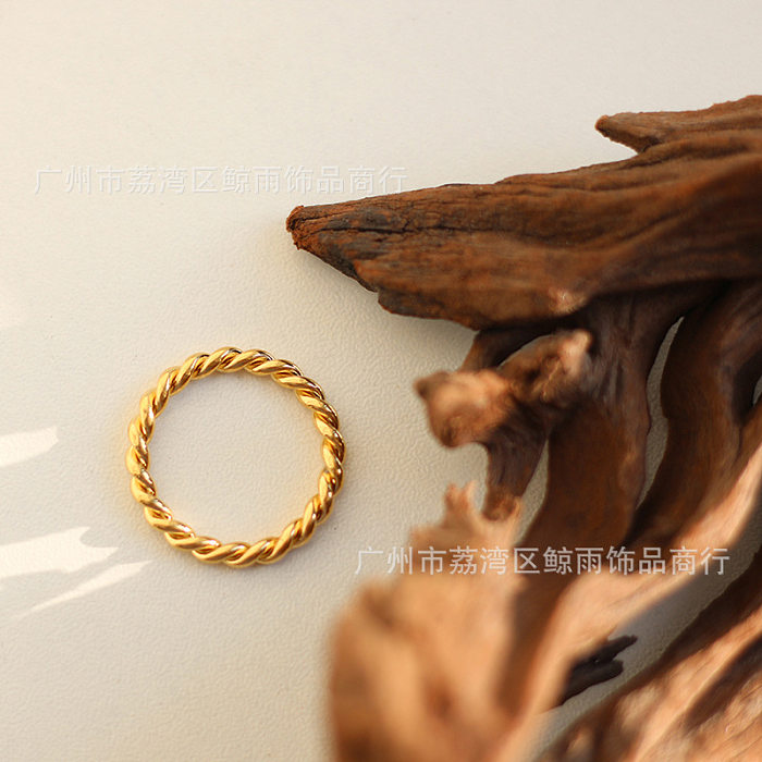 Wholesale Fashion Twist Rotating Wide Titanium Steel 18K Gold Plated Ring jewelry