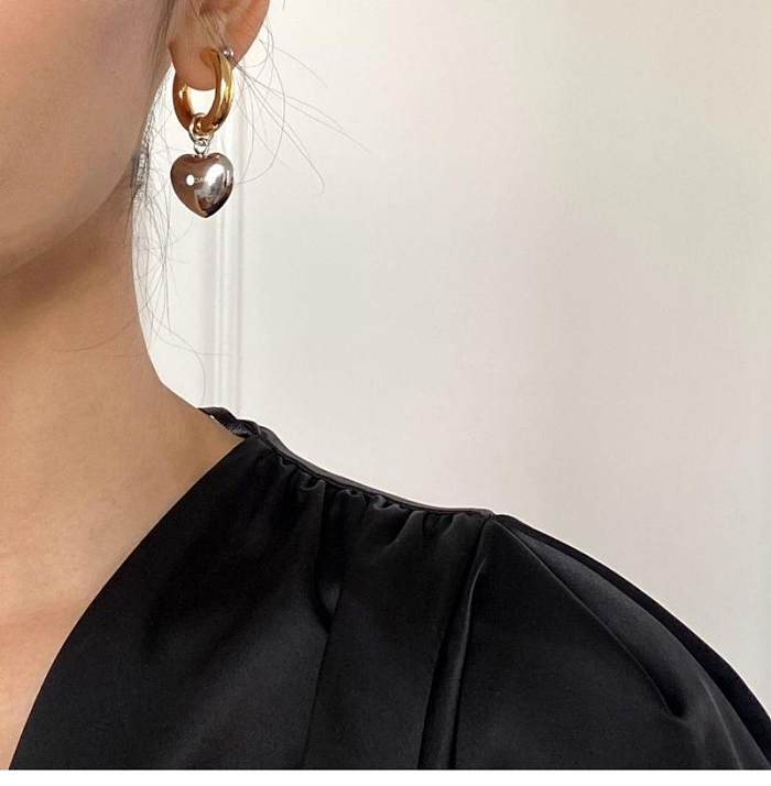 1 paire de boucles d'oreilles en cuivre plaqué en forme de cœur, Streetwear élégant