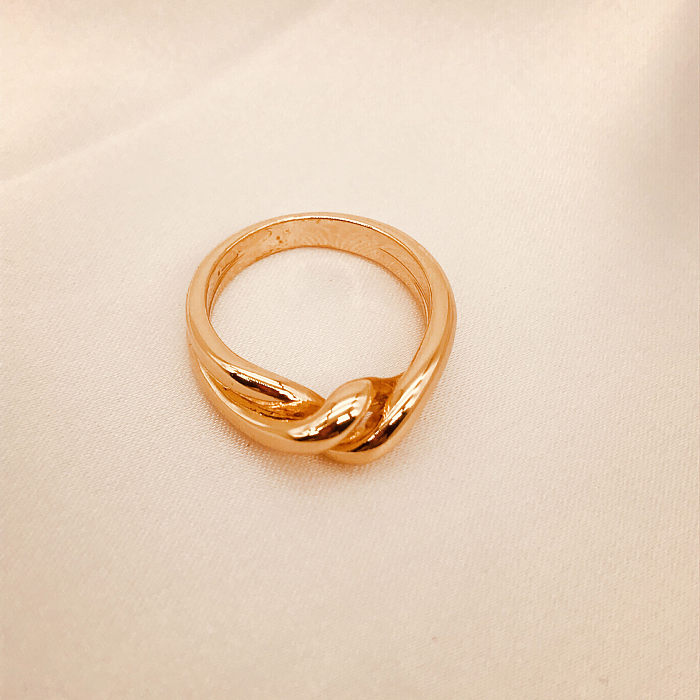 Elegant Lady Commute Round Twist Copper Plating Gold Plated Rings