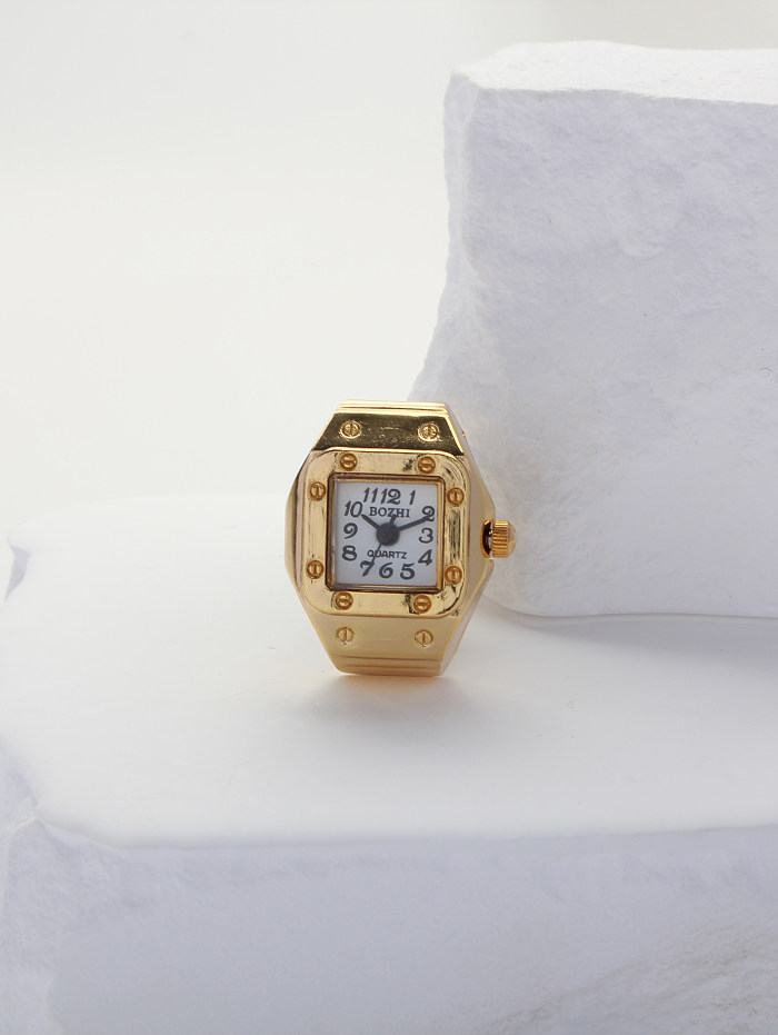Reloj de estilo vintage Chapado en acero inoxidable Anillos chapados en oro