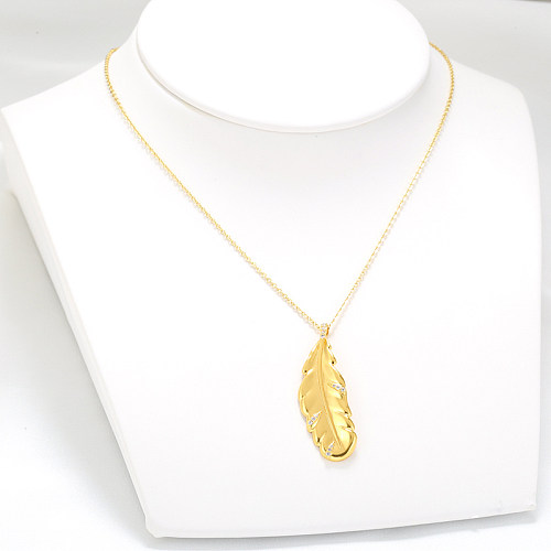 Casual Elegant Simple Style Leaf Copper Plating Inlay Zircon 18K Gold Plated Pendant Necklace