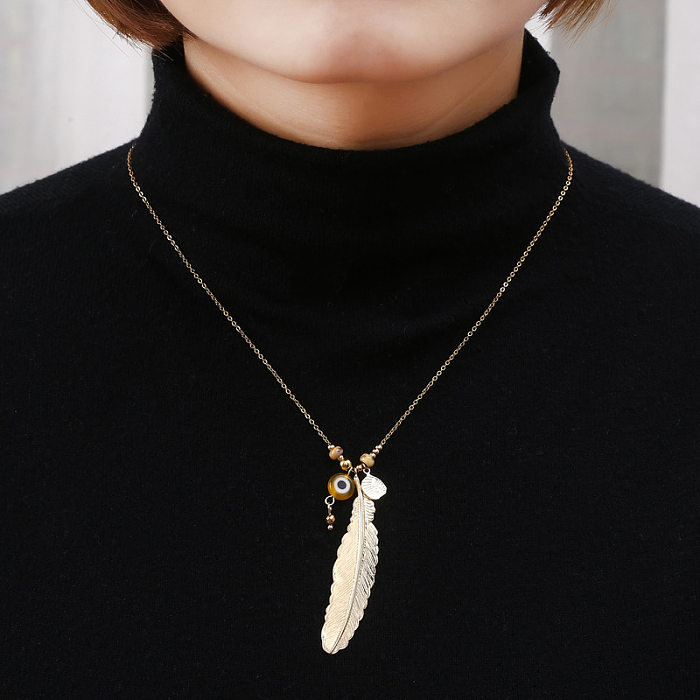 Fashion Eye Feather Copper Gold Plated Pendant Necklace 1 Piece